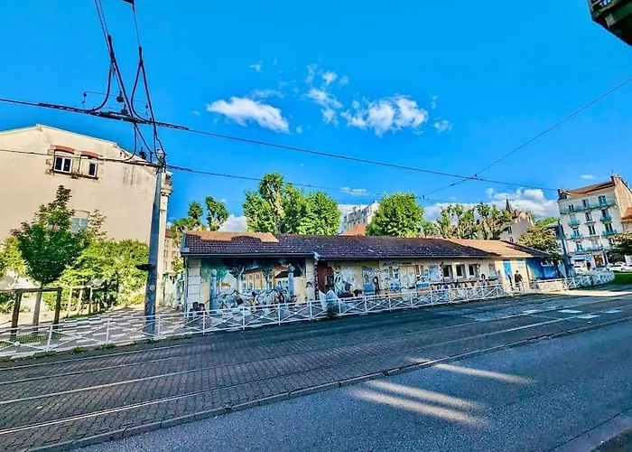 Apartament Superbe - Centre & Equipee Avec Wifi *